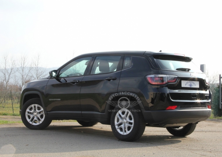 Jeep Compass 1.4 MultiAir 2WD Sport MODELLO 2020 nera Concessionario Auto Facchetti Bergamo